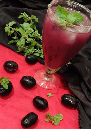 A picture of Jamun shots.