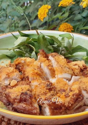 Hình của món Gà rút xương chiên giòn rắc phomai.