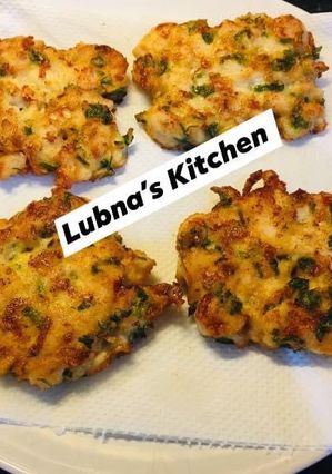 A picture of Cheesy Chicken Fritters:.