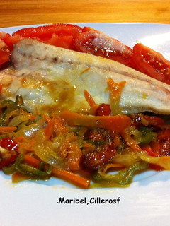Foto principal de Lubina a la plancha con guarnición de verduras