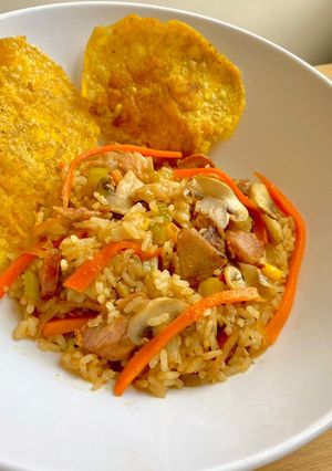 Una foto de Arroz oriental 🍚🧡