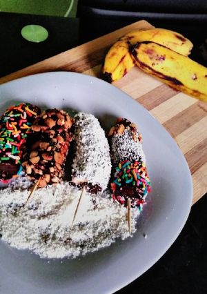 A picture of Banana Popsicles #mashujaarecipe.