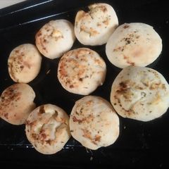 A picture of Cheese Pasta Garlic Bread Balls.