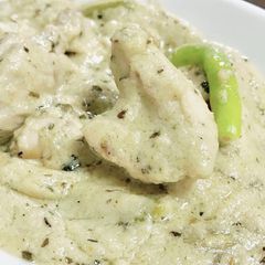 White chicken curry A picture of White chicken curry.