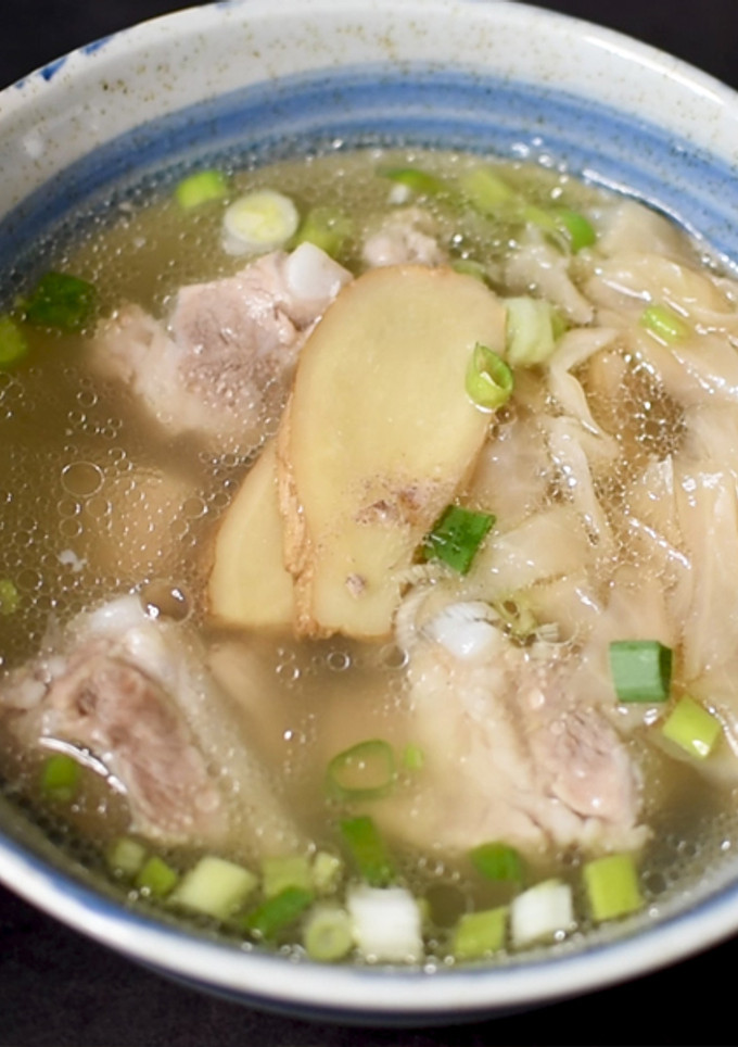 【高麗菜乾燉排骨湯】 第一次用菜乾就愛上 的食譜成品照片