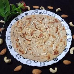 A picture of Dry fruit paratha.