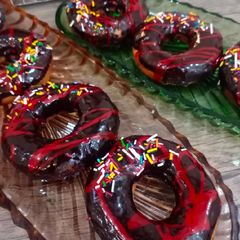 A picture of Chocolate 🍫 Donuts.