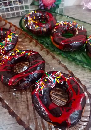 A picture of Chocolate 🍫 Donuts.