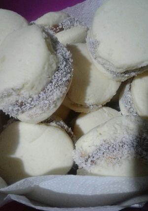 Una foto de Alfajores de maicena