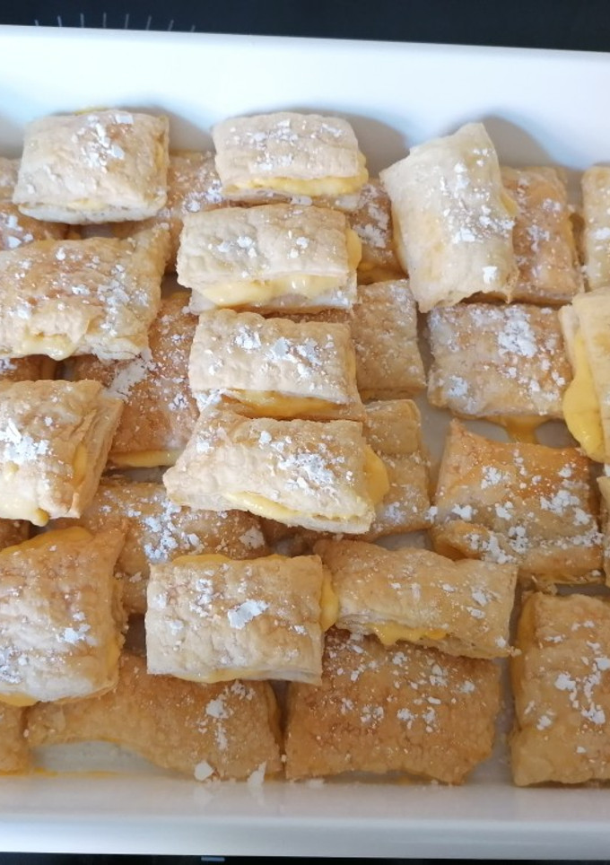 Una foto de Hojaldritos rellenos de crema pastelera