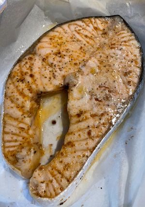 奶油香料烤輪切鮭魚 的食譜成品照片