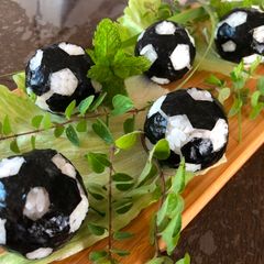 A picture of World Cup Rice Ball.