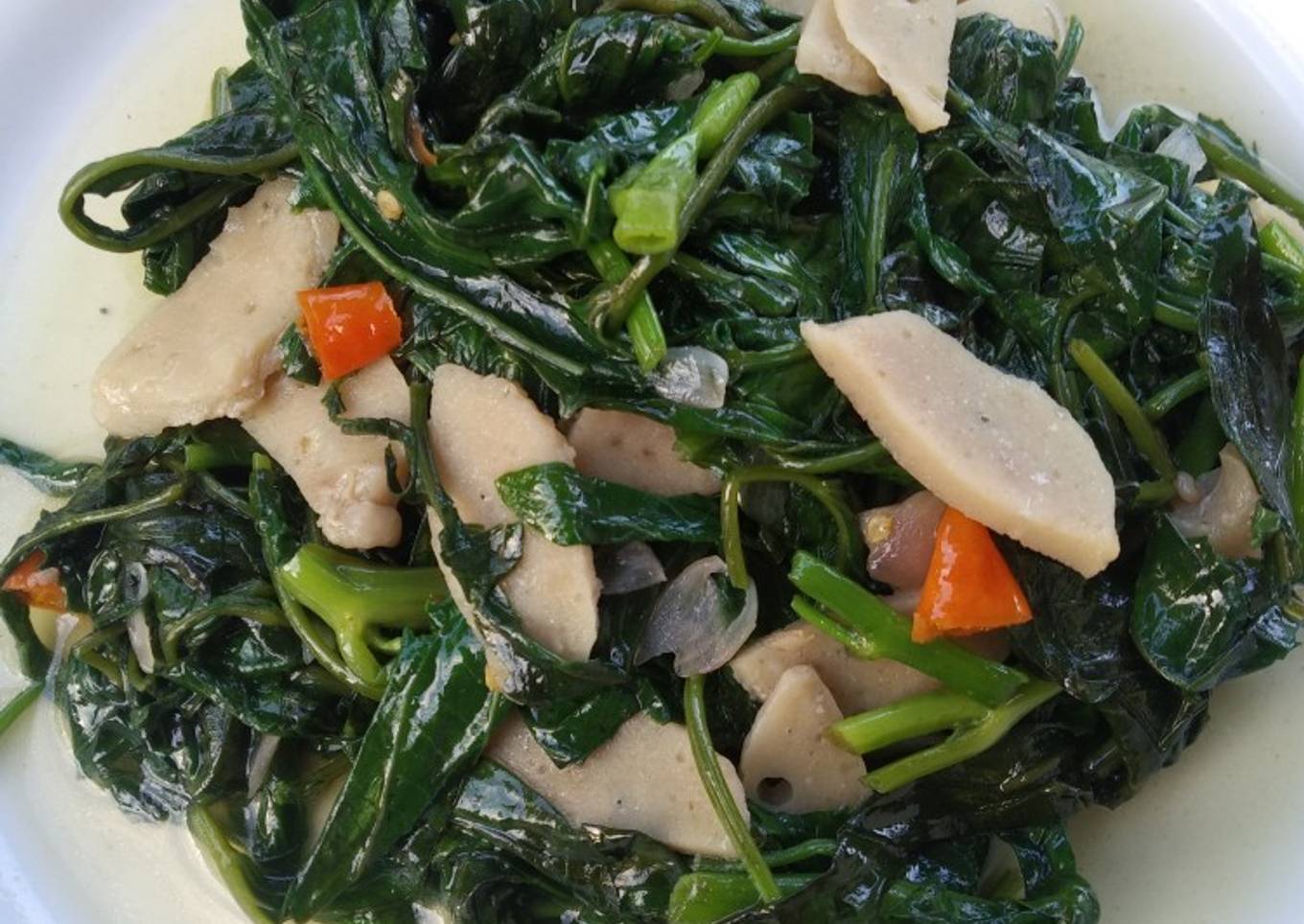 Tumis kangkung baso simpel