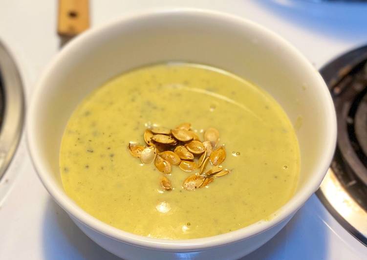 Tasty And Delicious of Acorn Squash Soup &amp; Toasted Seeds