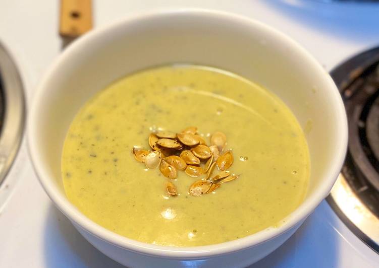 My Grandma Acorn Squash Soup &amp; Toasted Seeds