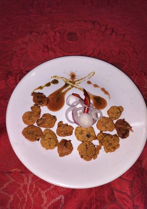 A picture of Leftover rice pakora.