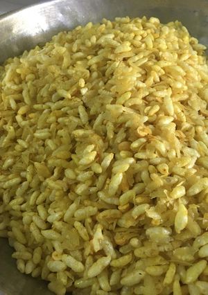 પૌઆ મમરા નો ચેવડો (Pauva Mamra Chevdo Recipe In Gujarati) રેસીપી મુખ્ય ફોટો
