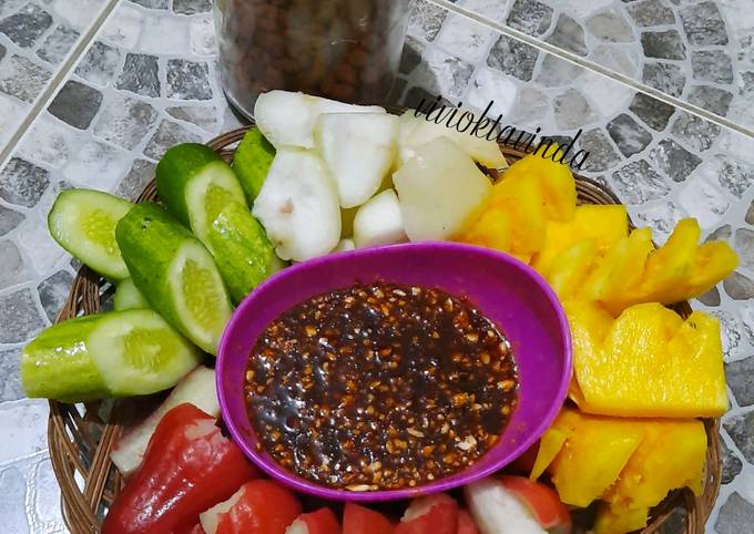 Resep Rujak Buah yang Menggugah Selera