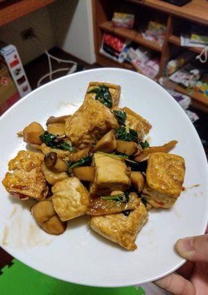 <三杯塔香菇菇豆腐> 的食譜成品照片