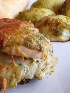 Una foto de Pollo al pesto (principiantes)