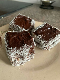 Una foto de Pastelitos de coco