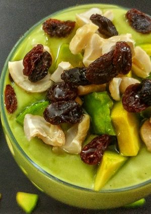 A picture of Avocado Banana Milkshake.