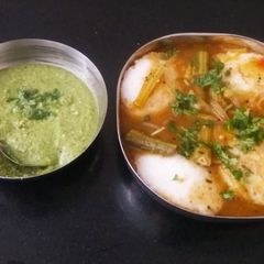 Kanjipuram idli sambhar A picture of Kanjipuram idli sambhar.