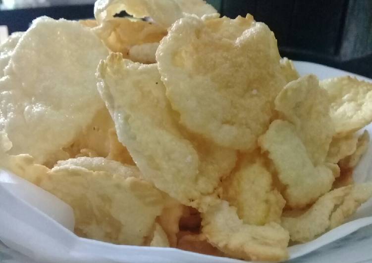 Langkah Mudah untuk Membuat Emping Goreng bawang gurih..ala lintang, Lezat