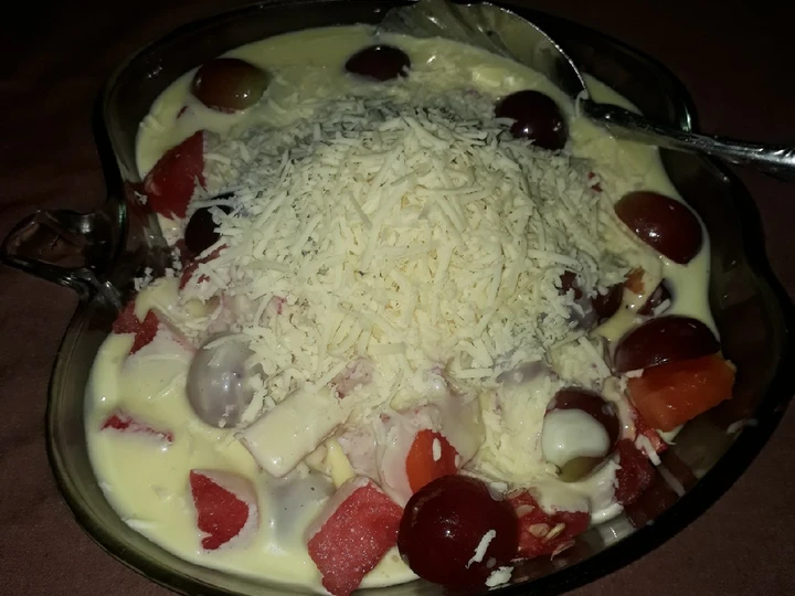 Langkah Mudah untuk Membuat Resep Salad Buah with Mayo Home made yang Enak Banget Anti Ribet, Lezat Sekali