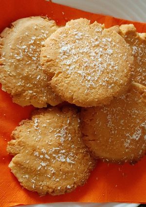 A picture of Coconut cookies.