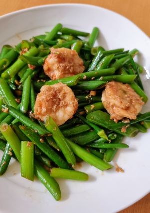 รูปของ ดอกหอมผัดกุ้ง โลว์คาร์บ