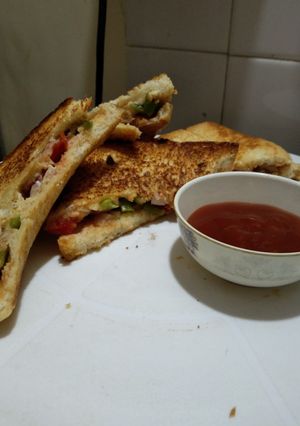 A picture of Cheese sandwich.