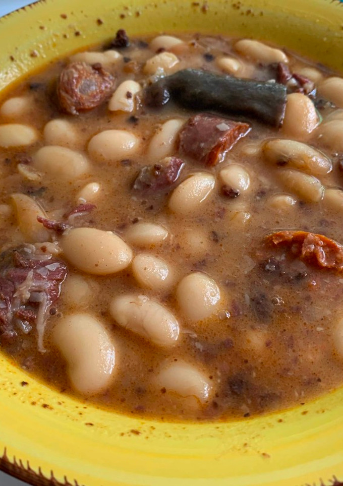 Una foto de Fabada asturiana express en olla rápida