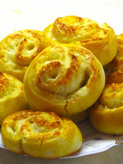 Sajtos péksütemény recept fotója