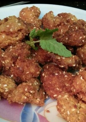 A picture of Seasame Chicken Bites.
