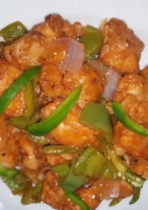 A picture of Chicken chilli dry.