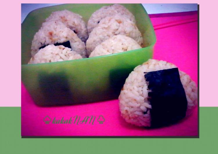 Onigiri Abon