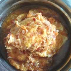 A picture of Telur ceplok balado kuah.