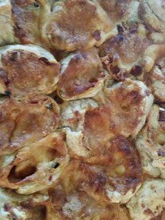 A picture of Pizza Rolls.