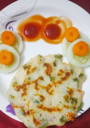 A picture of Vegetables crispy Semolina pancakes.