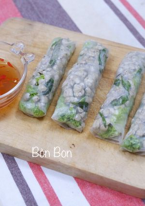Hình của món Hến Xào Cuốn Bánh Tráng.