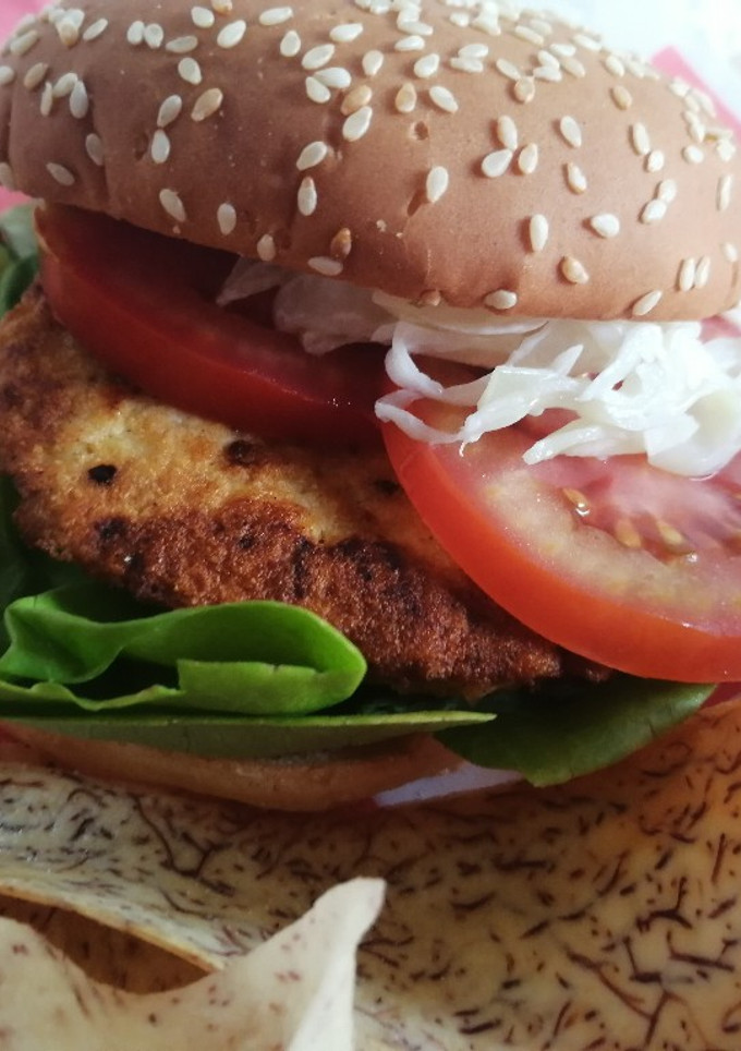 Una foto de Hamburguesas de pollo🍔🐥