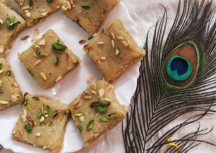 Step-by-Step Guide to Make Award-winning मावा बर्फी