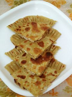 पनीर पराठा (Paneer paratha recipe in hindi) रेसिपी मुख्य फोटो
