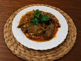 كبدة دجاج بصوص طماطم