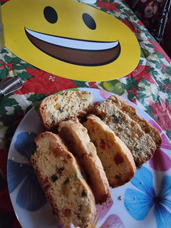 Una foto de Budín de fruta abrillantada! Sencillo