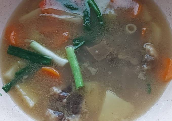 Langkah Mudah untuk Menyiapkan Sop buntut, Enak Banget