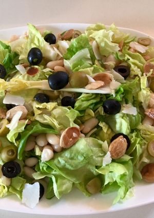 Foto principal de Ensalada de judías con almendras