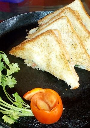 A picture of Vegetable sandwich.