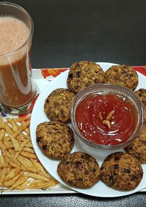 સ્પ્રાઉટ મિક્સ કઠોળ ટીકી (Sprout Mix Kathol Tiki Recipe In Gujarati) રેસીપી મુખ્ય ફોટો